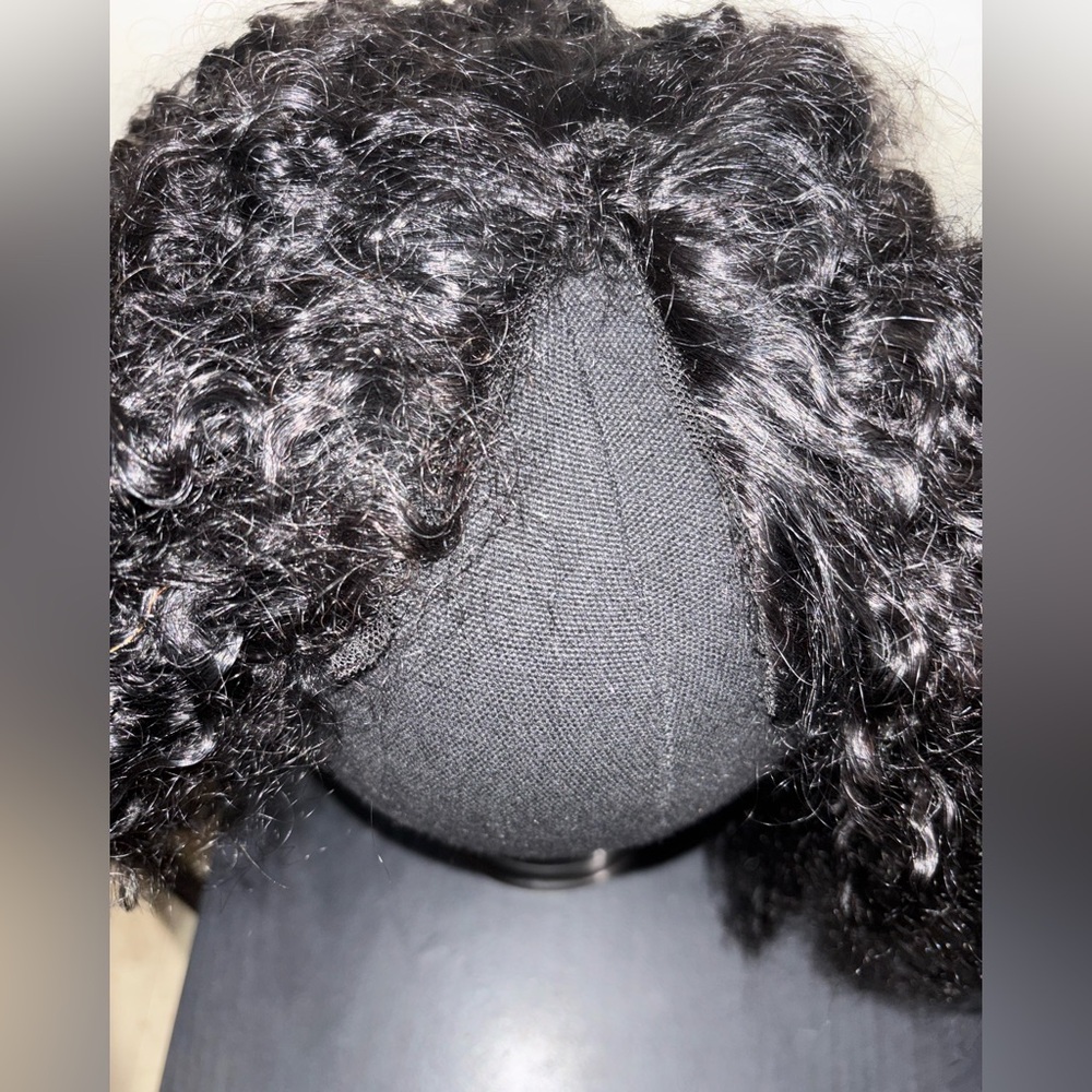Black Curly Human Hair Wig - V-Part - 18" inches